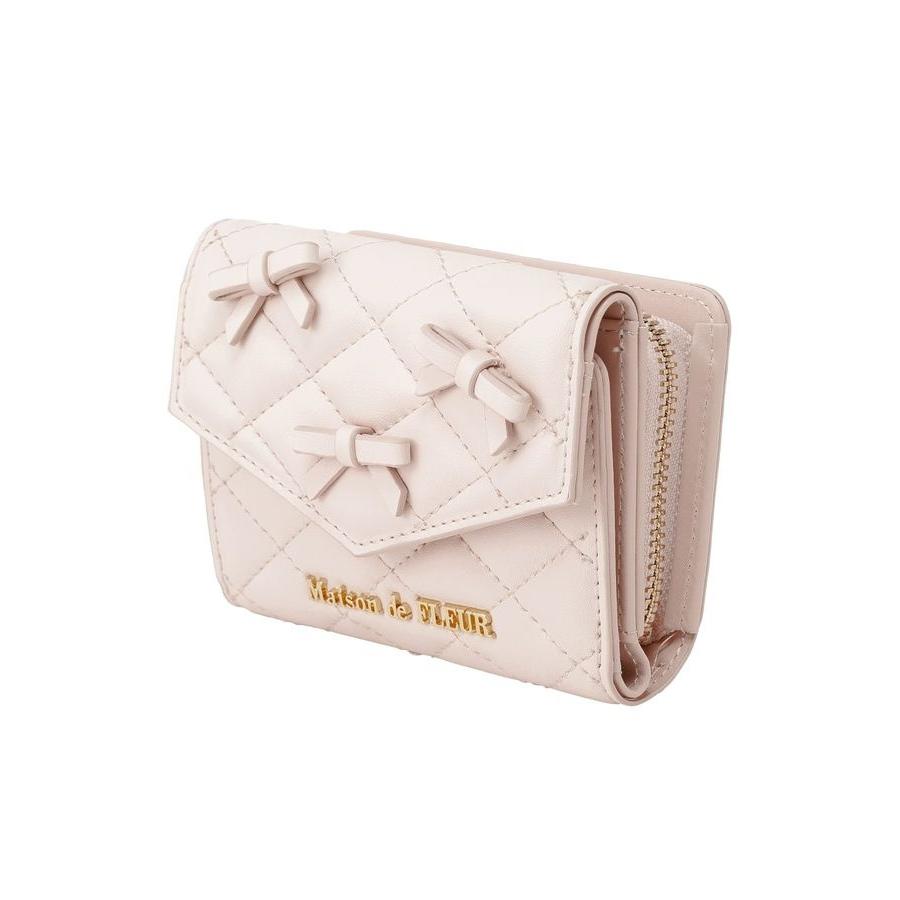 Maison de FLEUR ロンバスキルトリボンウォレット　 ライトピンク Maison de FLEUR（メゾンドフルール） ロンバスキルトリボンウォレット