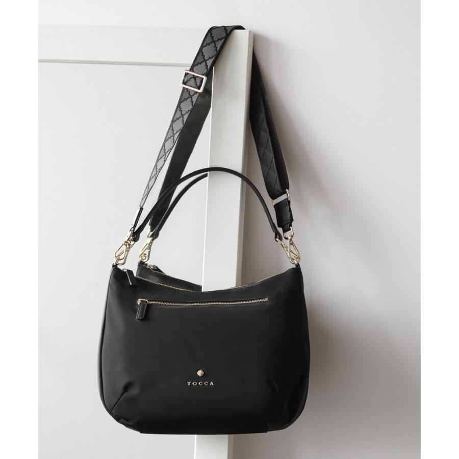 TOCCA（トッカ） CUSHION SILHOUETTE NYLON BAG マルチWAY バッグ