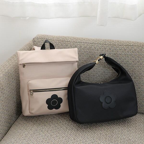 MARY QUANT（マリークヮント） デイジーパッチツイル ショルダー 