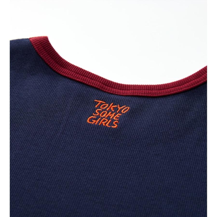 SOMETHING（サムシング） SOMETHING×TOLIGHT 刺繍 ロゴ半袖Tシャツ