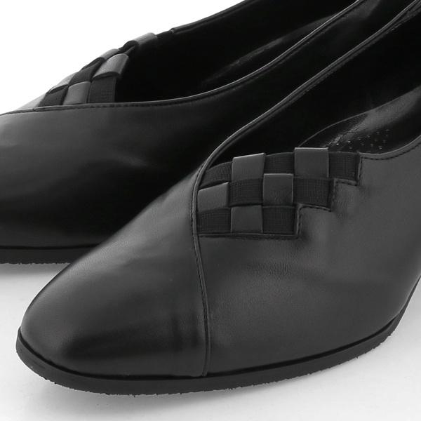 モネ（Monet）/【ブラックフォーマル/足幅ゆったり】甲編み込みデザイン Vカット ローヒールパンプス MONET（モネ） 【ブラックフォーマル/足幅ゆったり】甲編み込み