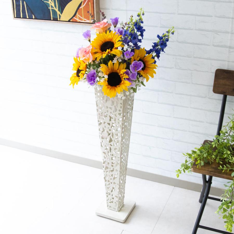 Pa115 造花スタンドアレンジ デルフィニウム ローズ ひまわり トルコキキョウ カスミソウ ユーカリ アイアンスタンドh72cmホワイト Pa115 0101pp Shop Yahoo 店 通販 Yahoo ショッピング