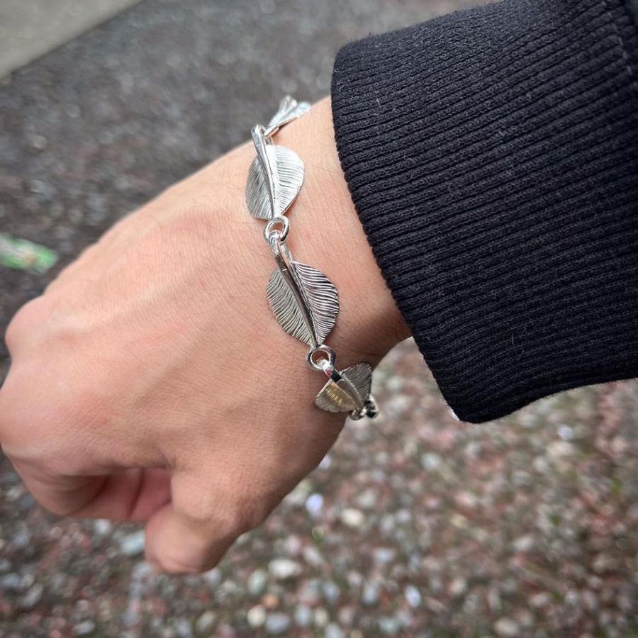 ファーストアローズfirst arrows ブレスレットフェザー