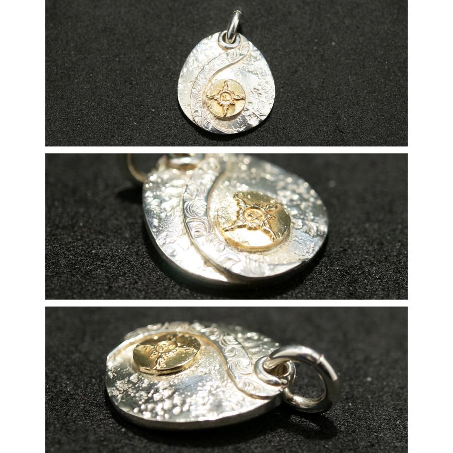 FIRST ARROW’S K18 タタキ 唐草 メタル ペンダント ネックレス FIRST ARROW'S K18 タタキ 唐草 メタル ペンダント ネックレス