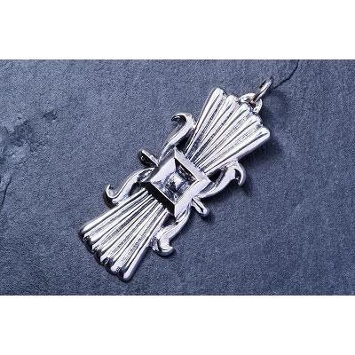 ポイント2倍!!ファーストアローズ ペンダントトップ FIRST ARROWS p-649     商品情報    商品名ファーストアローズ バタフライサンドキャストA ペンダントトップ p-649送料無料 代引き手数料無料 アメカジ バイカー  Z1714001507(14956円)