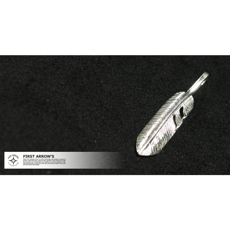 ポイント2倍!!ファーストアローズ プラチナ フェザーチャーム XSサイズ ペンダントトップ FIRST ARROWS p-810の画像