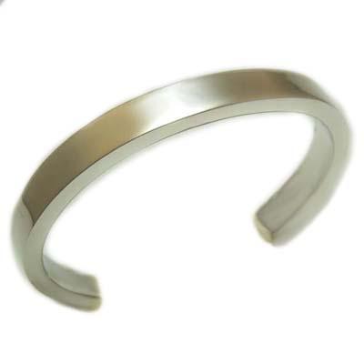 シルバー クロスバングル シルバーバングル シルバーアクセサリー セメタリークロス 十字架