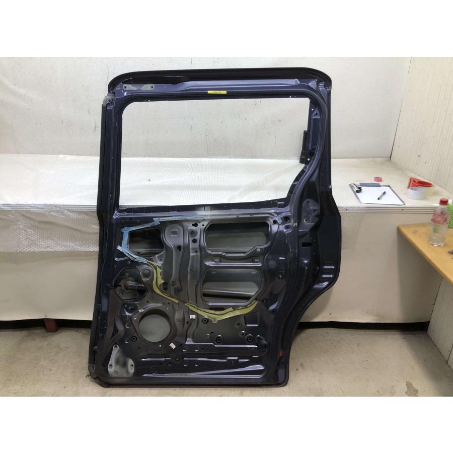 ZRR80G ZRR85/ZWR85 ノア ヴォクシー 右 スライドドア 右リアドア