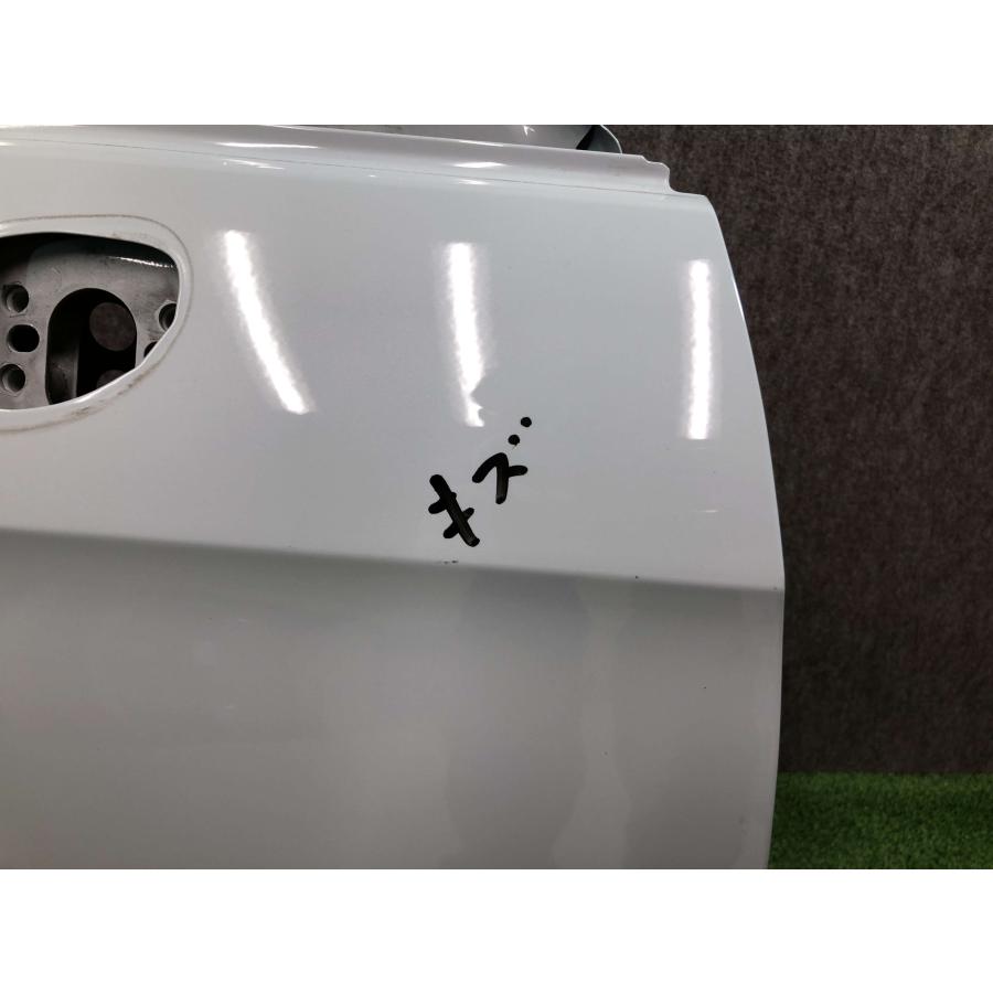 アウディ A1 8X フロントドア 右 : 拓海商事ヤフー店 - 通販 - Yahoo