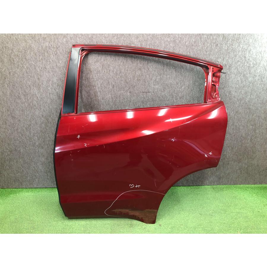 ホンダ ヴェゼル RU1 RU2 RU3 RU4 純正 左 リアドア :1A23112221:拓海商事ヤフー店 - 通販 - Yahoo!ショッピング