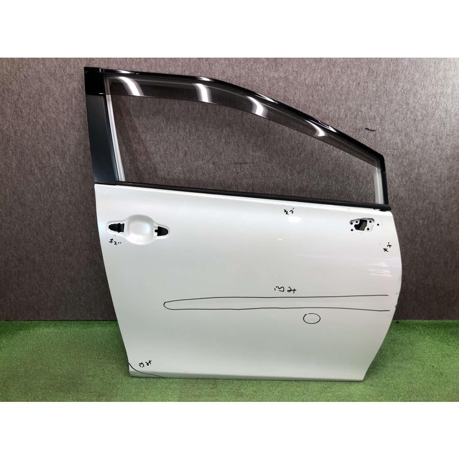 トヨタ シエンタ 170系 純正 右 フロントドア NSP170G/NSP172G/NCP175G