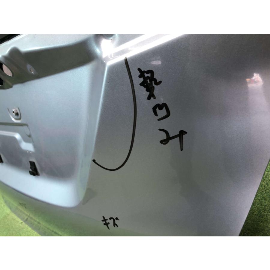 GK3/GK4/GK5/GP5/GP6 フィット ハイブリッド 純正 リアゲート バック
