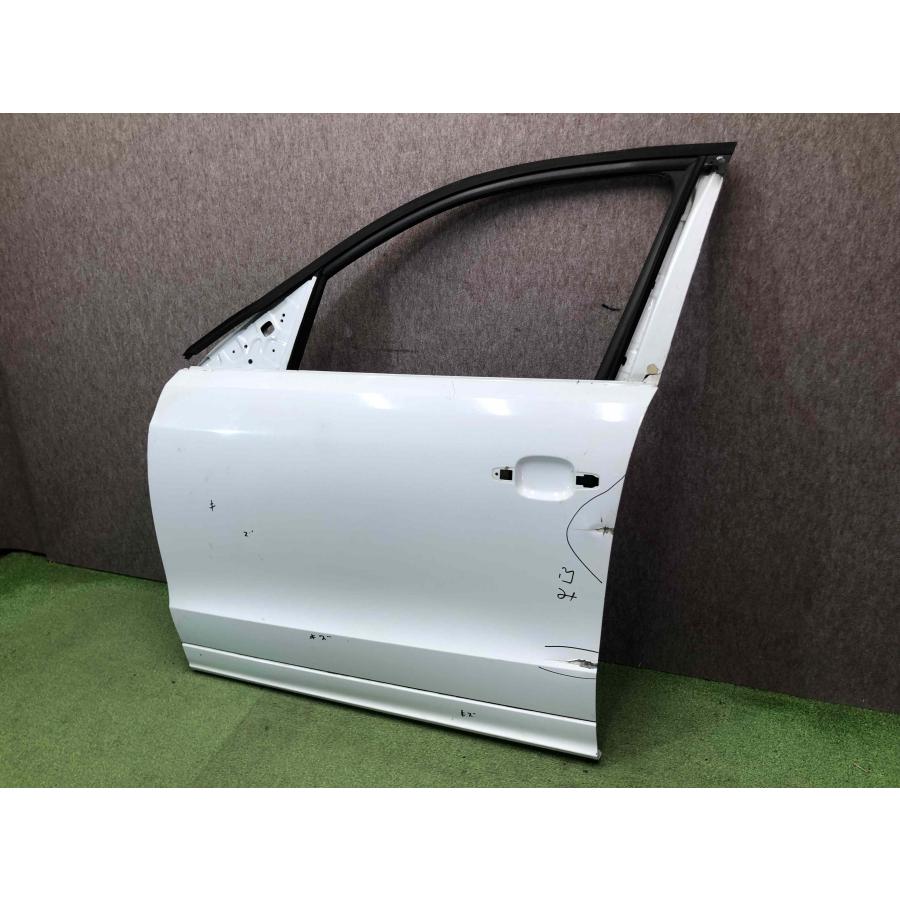 アウディ Q5 8R フロントドア 左 : 拓海商事ヤフー店 - 通販 - Yahoo 