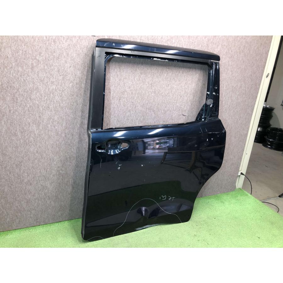 ノア/ヴォクシー ハイブリッド ZRR80/RR85/ZWR85 純正 左スライドドア
