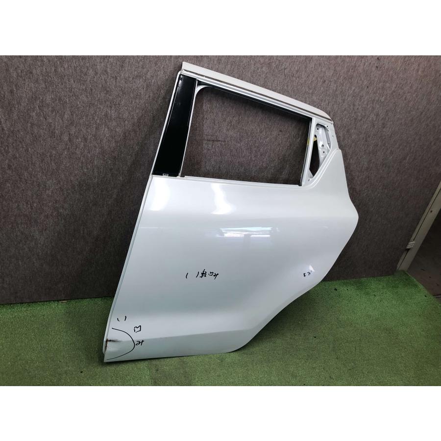 スイフトスポーツ ZC33S 左 リアドア : 拓海商事ヤフー店 - 通販