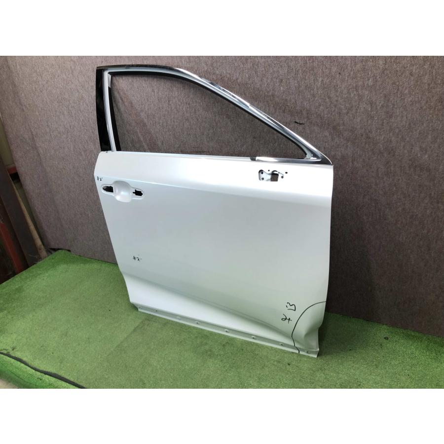 レクサス RX350 RX500 TALA10 TALA15 TALH17 純正 右フロントドア 