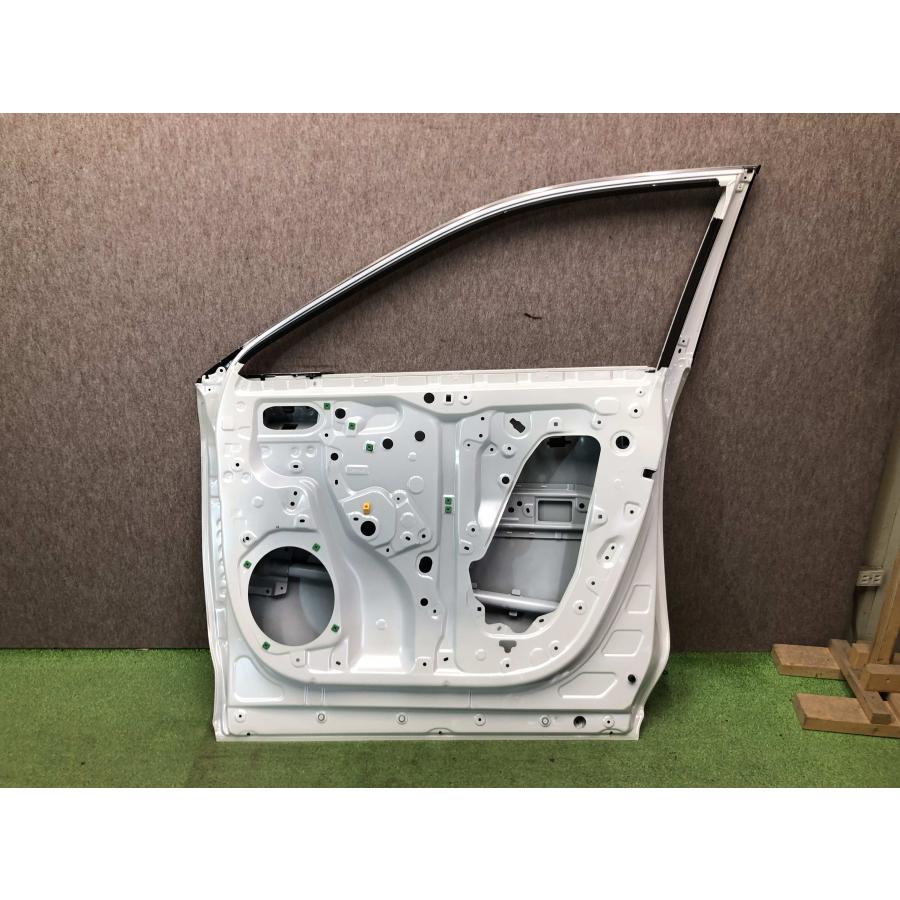 レクサス RX350 RX500 TALA10 TALA15 TALH17 純正 右フロントドア 