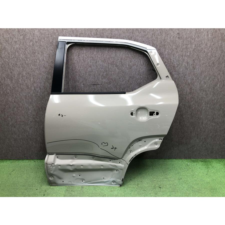 スズキ クロスビー MN71S 純正 左 リアドア : 拓海商事ヤフー店 - 通販