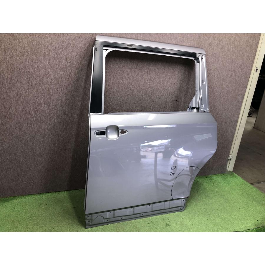 トヨタ ノア/ヴォクシー 90系 純正 左リアドア/左スライドドア ZWR90W