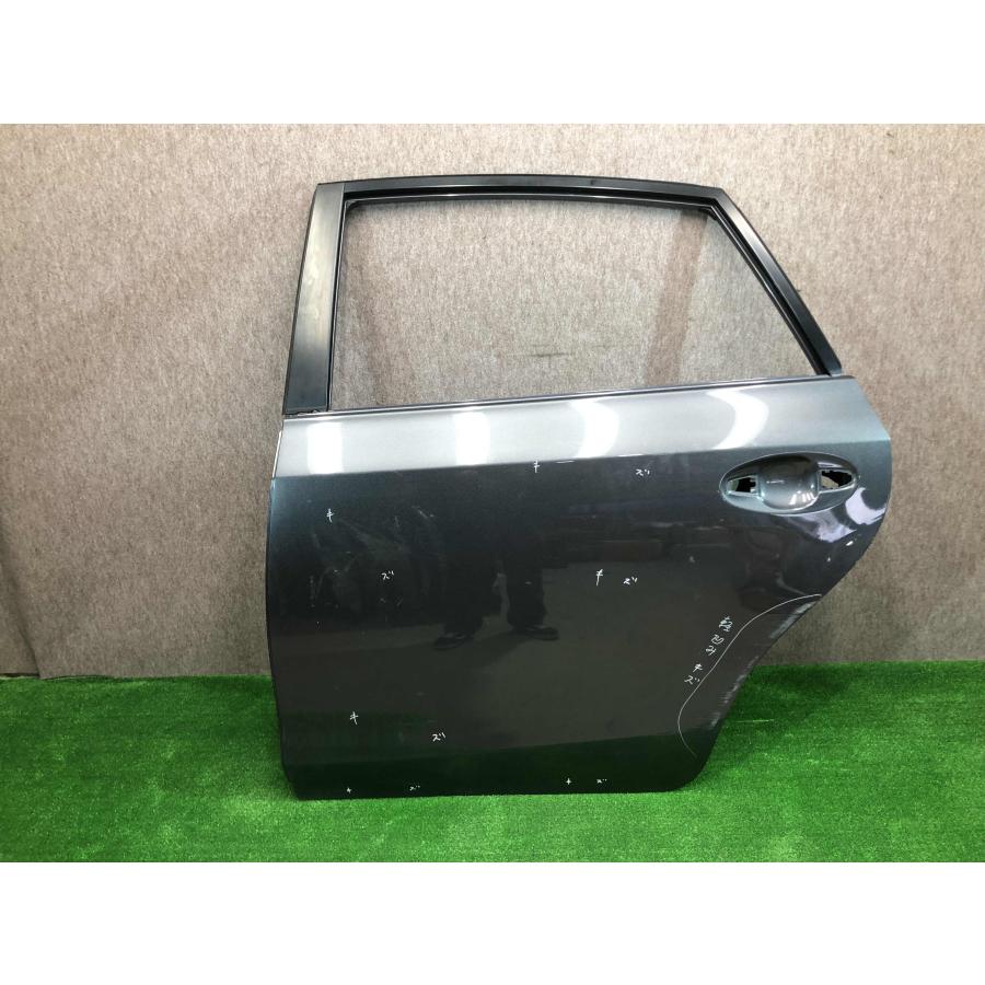 ZVW40W/ZVW41W プリウスα 純正 左リアドア : 拓海商事ヤフー店 - 通販 