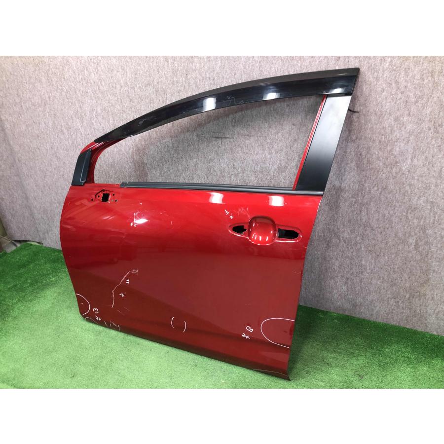 MXPK10/MXPK11/MXPK15/MXPK16 アクア 純正 左フロントドア : 拓海商事