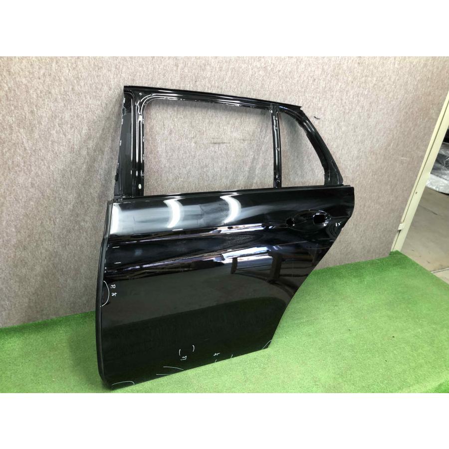 ベンツ 純正 Eクラス W213 左 リアドア A2137320310 : 拓海商事ヤフー