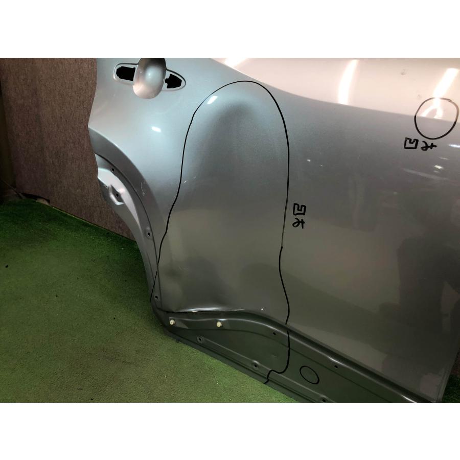 トヨタ ヤリスクロス MXPB10 純正 右リアドア MXPB10/MXPB15 MXPJ10
