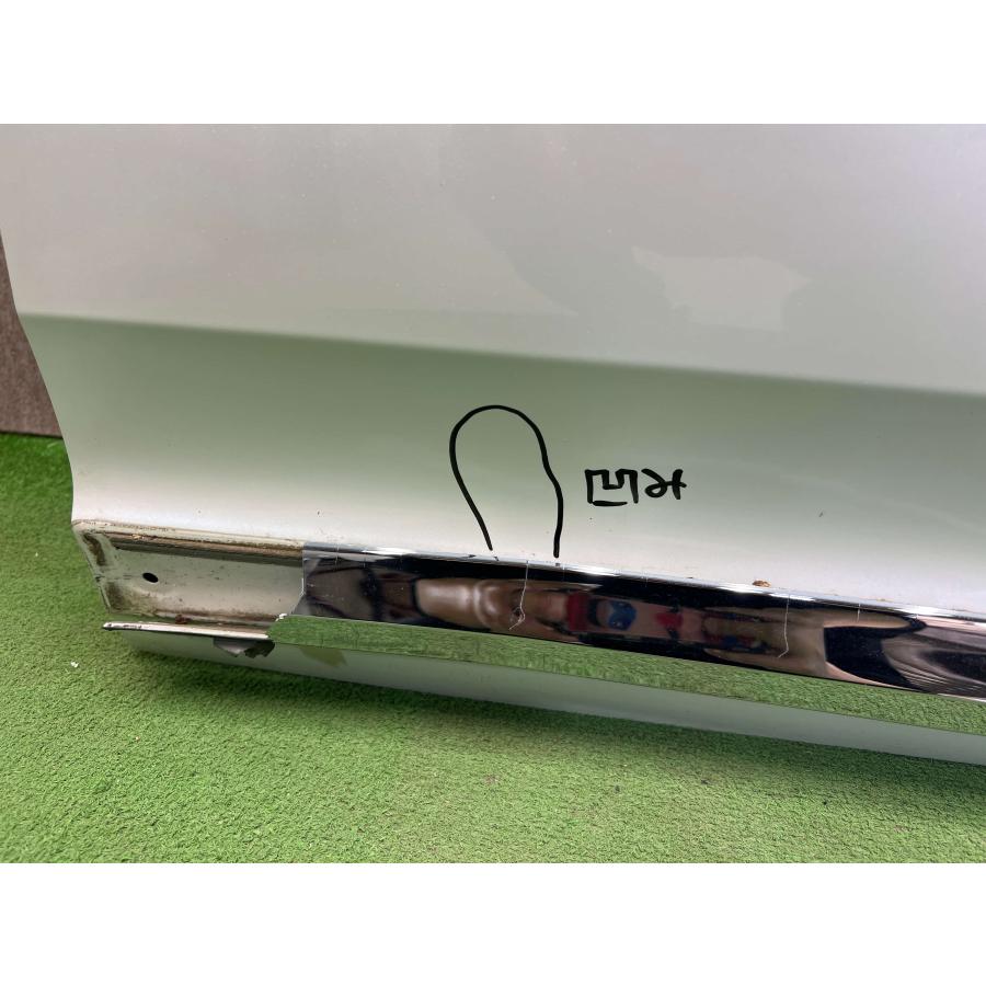 トヨタ ハリアー 60系 純正 右フロントドア ZSU60W/ASU60W/ZSU65W