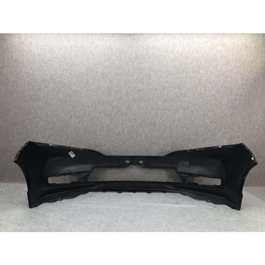 シャトル GP7 GP8 後期 純正フロントバンパー71101-TD4-J500 シャトル GP7 GK8 後期 純正 フロントバンパー 71101-TD4-J500