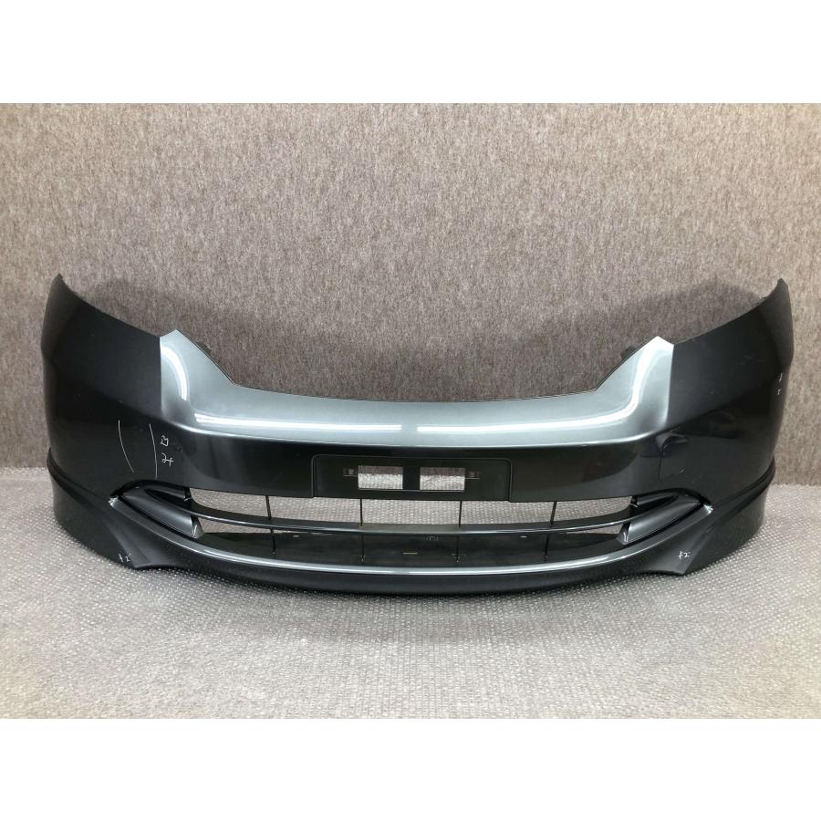 フリード純正フロントバンパー