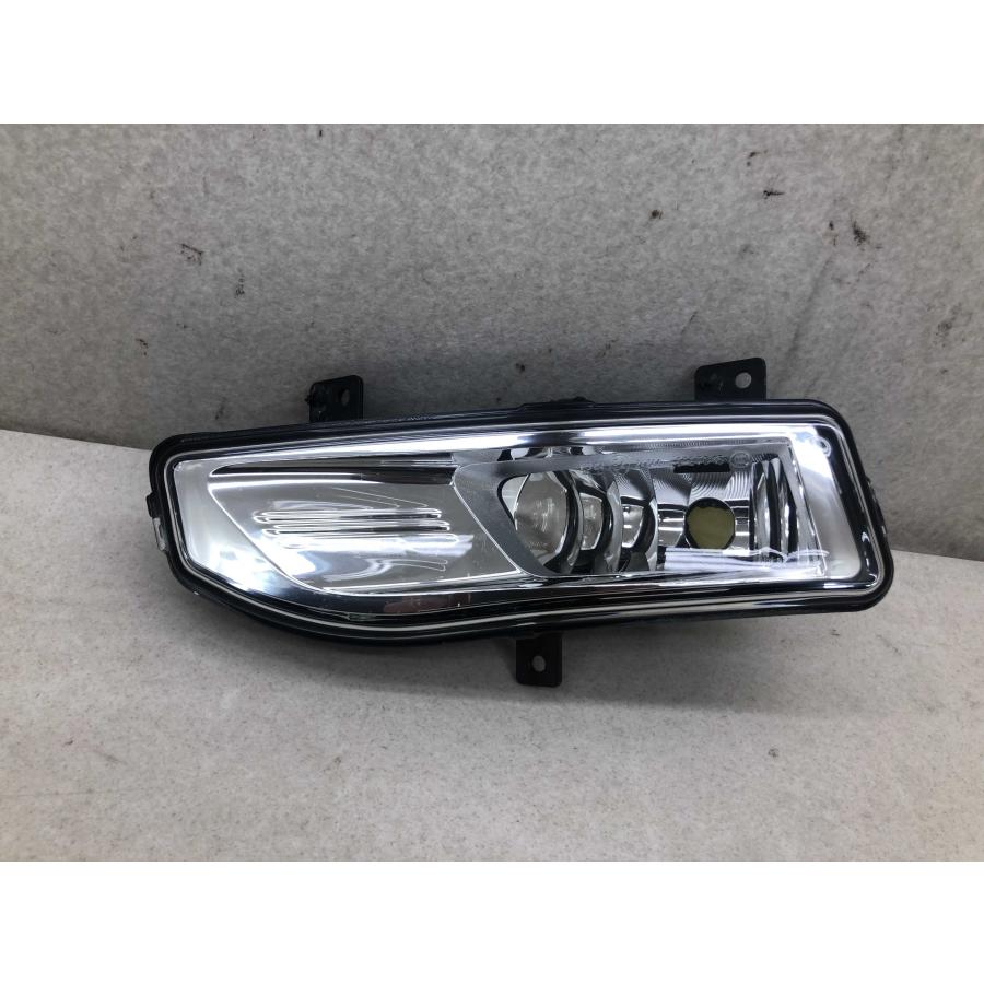 磨き済み エクストレイル T32 セレナ C27 純正 左フォグランプ