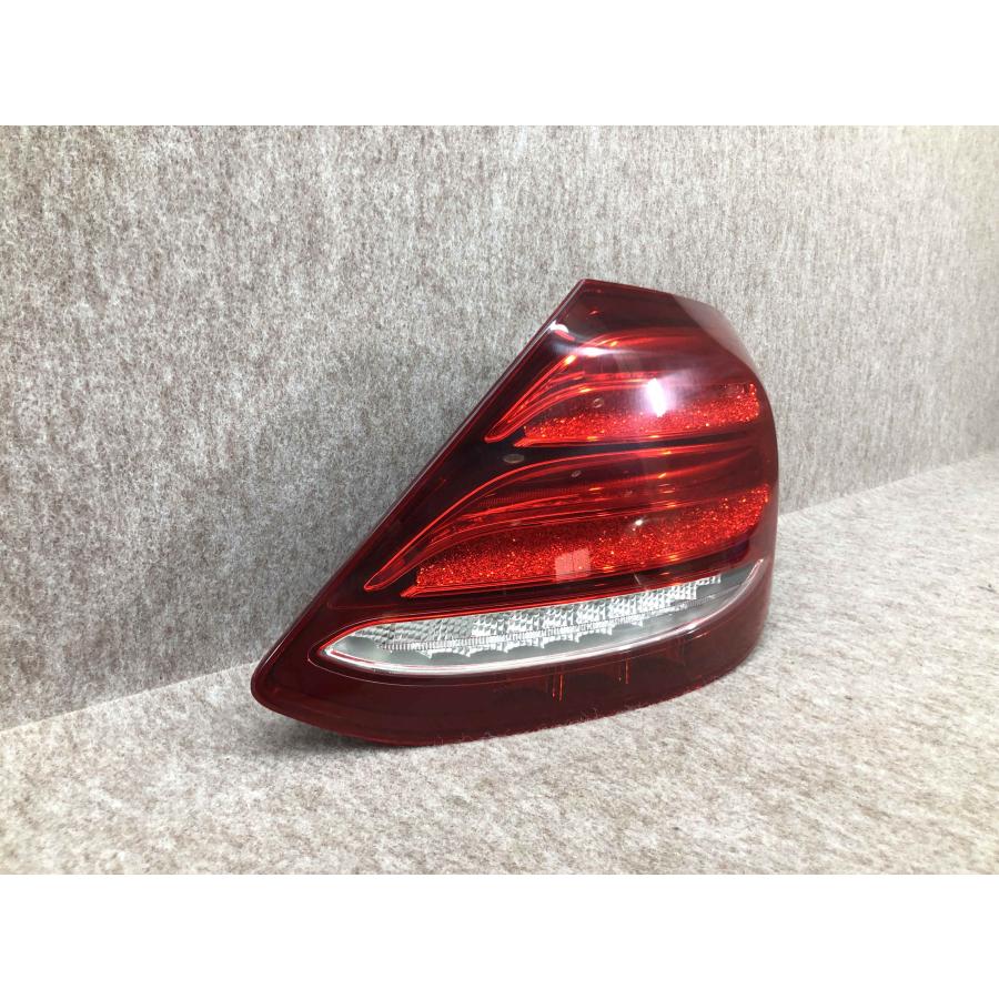 美品 磨き済み 純正品 メルセデスベンツ Eクラス W213 テールランプ 右 