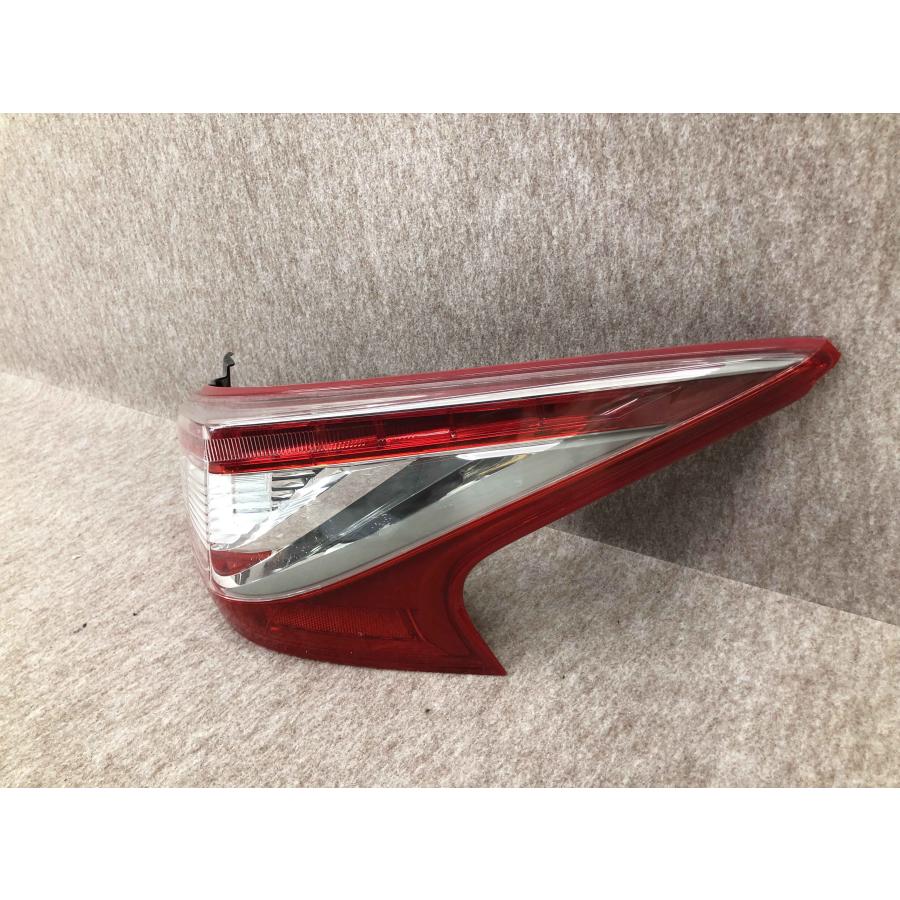 磨き済み 日産 ティアナ L33 右 テールランプ KOITO 220-17791 : 拓海