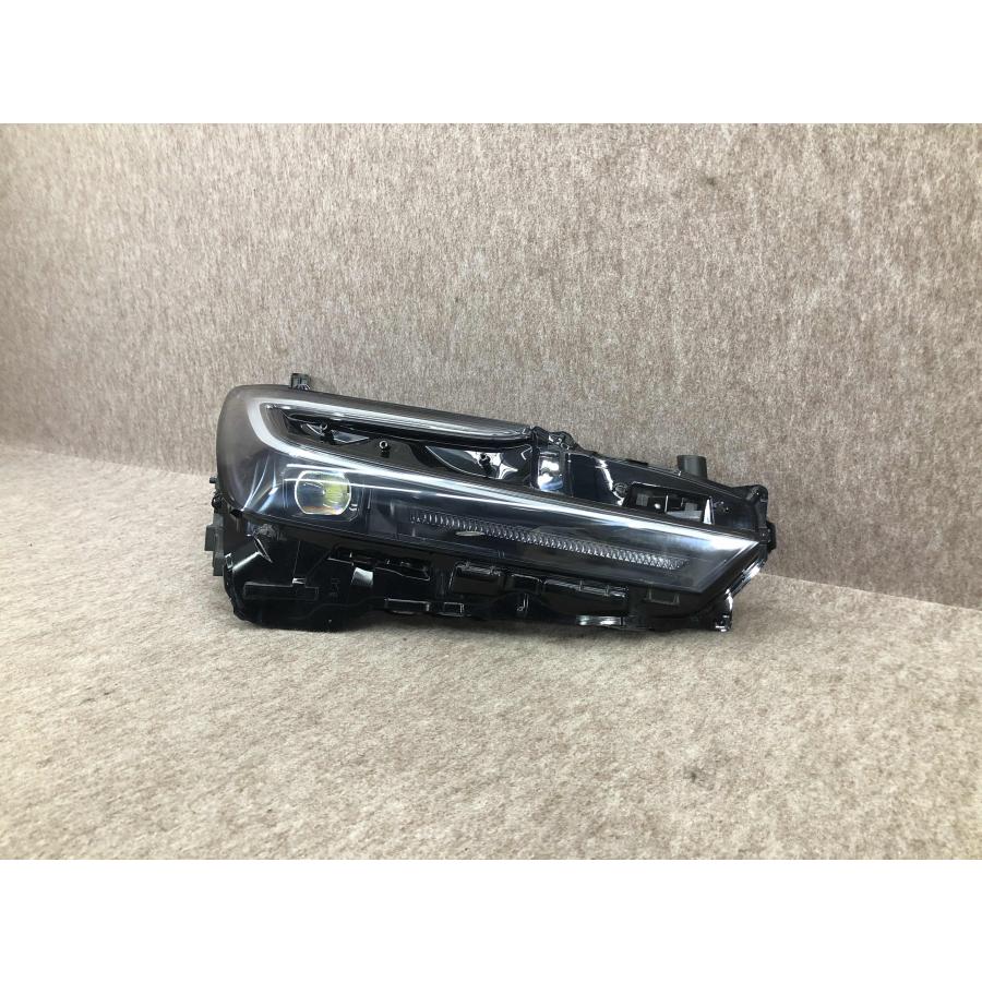 ス*ム様 プリウスPHVヘッドライト 美品 磨き済み プリウス PHEV PHV 60 MXWH61 LED ヘッドライト ヘッド