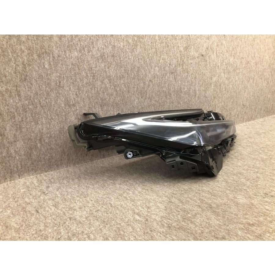 美品 磨き済み プリウス PHEV PHV 60 MXWH61 LED ヘッドライト ヘッド