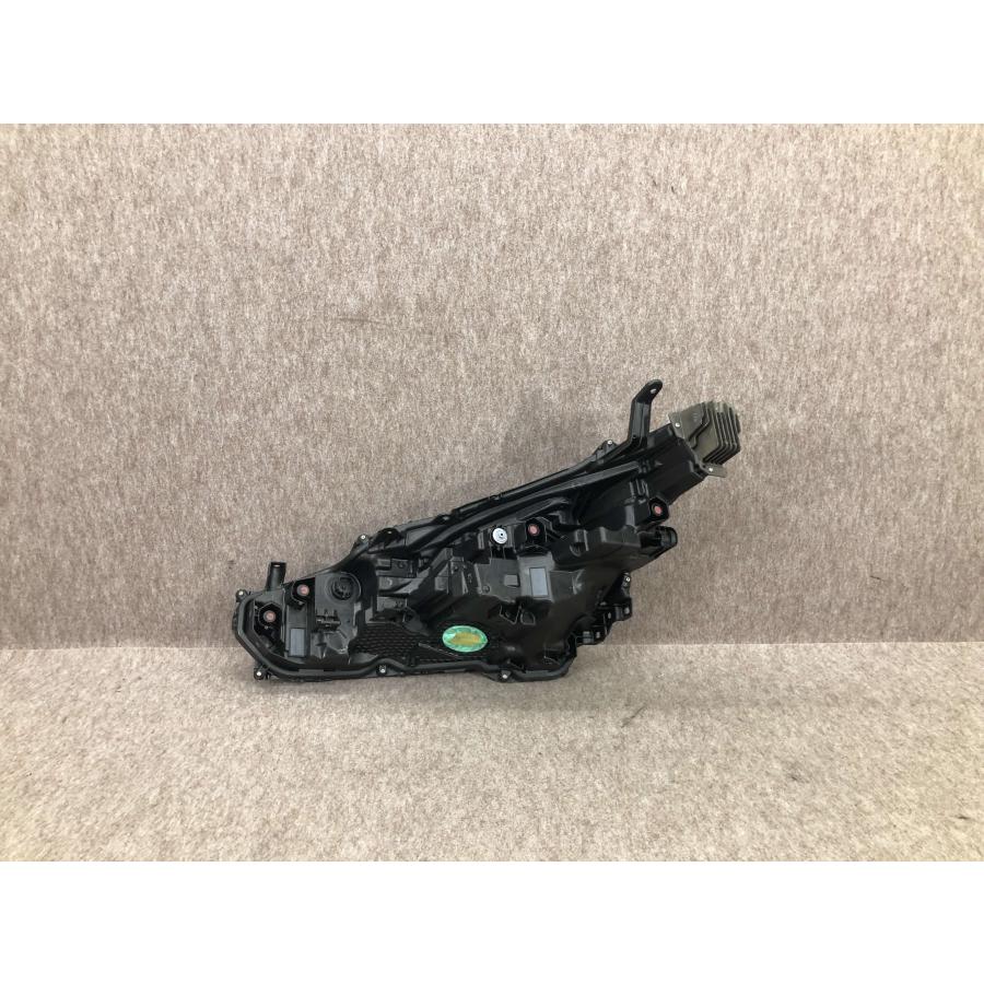 美品 磨き済み プリウス PHEV PHV 60 MXWH61 LED ヘッドライト ヘッド