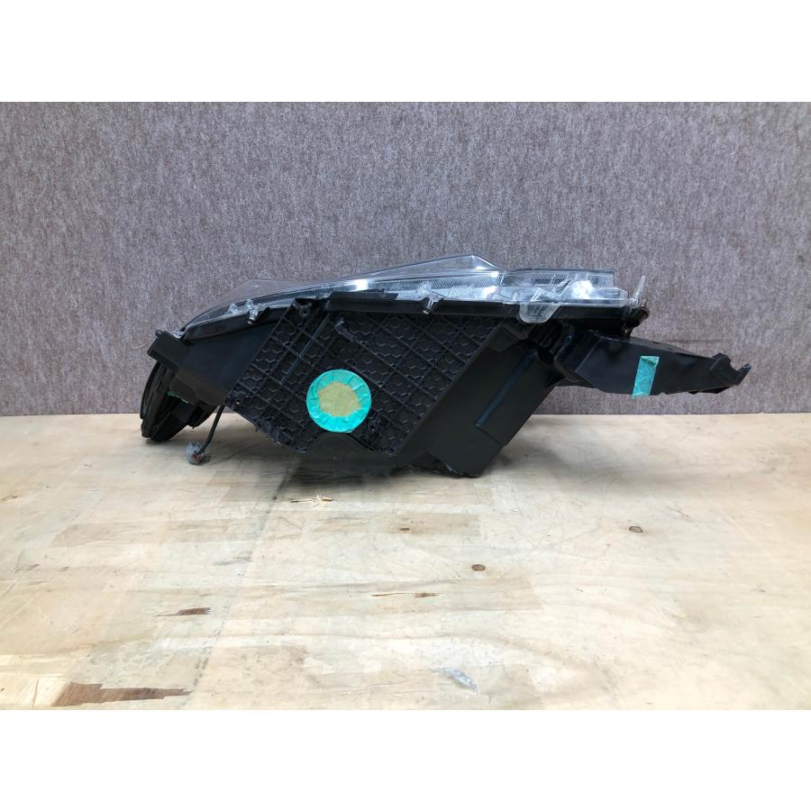 磨き済み TOYOTA ランドクルーザープラド 右 ヘッドライト GDJ150W