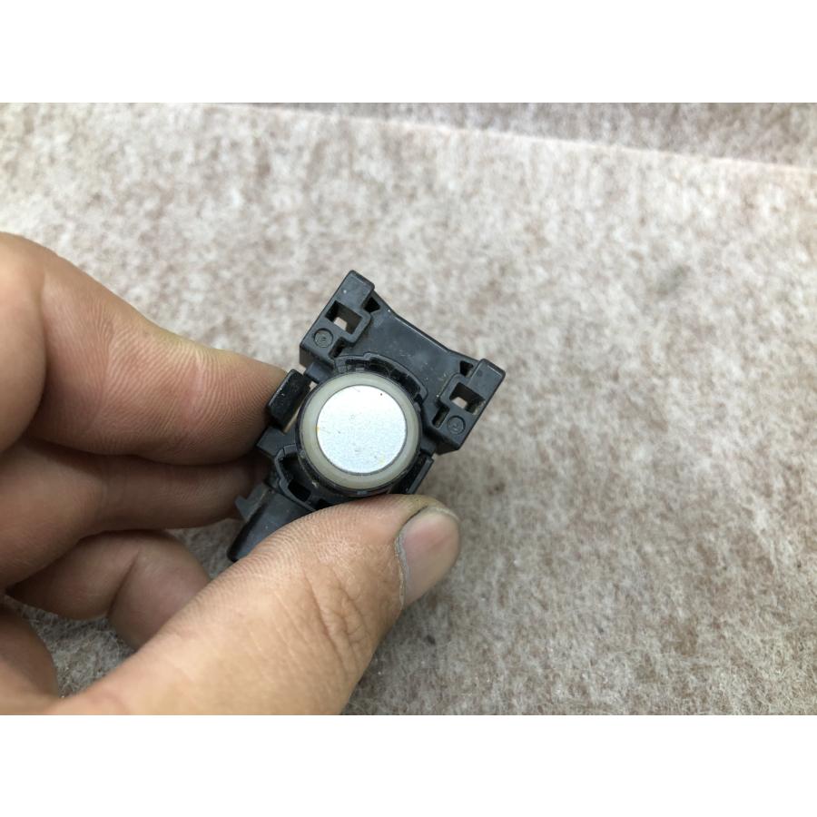 ダイハツタンクM910Aフロント左コーナーセンサー 89341-B2020-D0 タンク/ルーミー M900A リアバンパー クリアランスソナー ウルトラ
