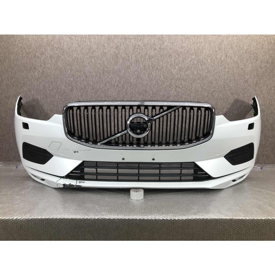 ボルボ XC60 UB系/UD系 純正 フロントバンパー 31425160 グリル・左右