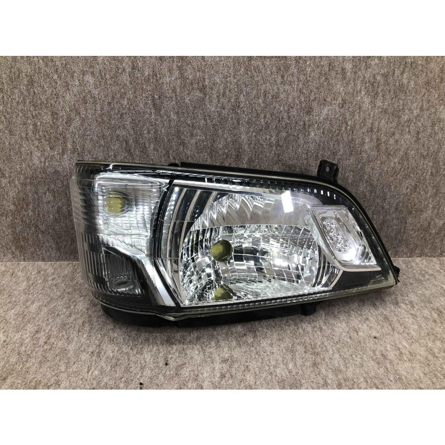 トヨタ ダイナ ヘッドライト 右 トヨタ ダイナ ヘッドライト