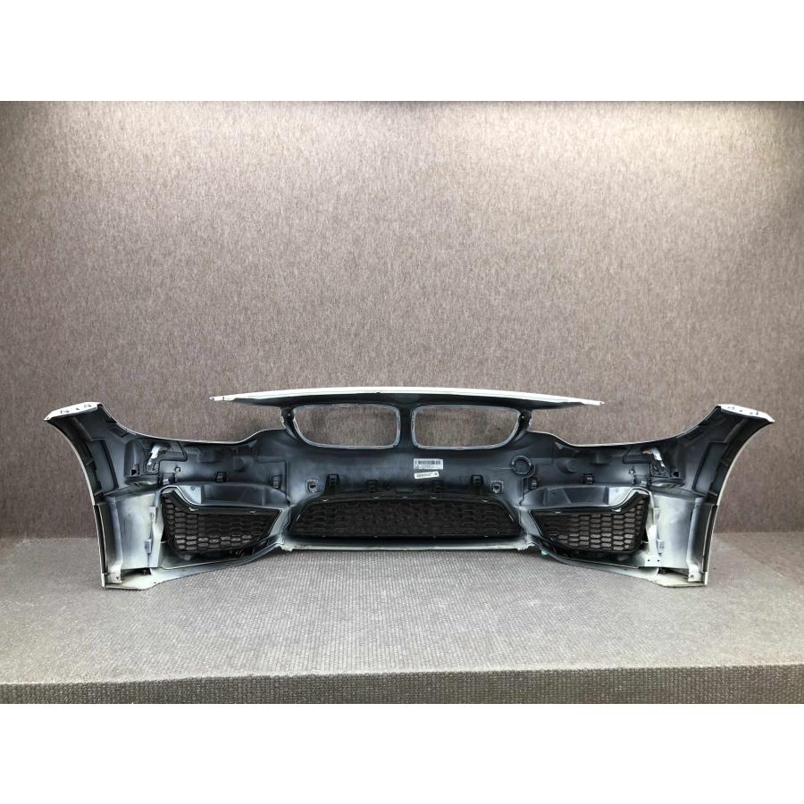 F80 M3 / F82 M4純正フロントバンパー 5111 8 054 290 BMW : 拓海商事