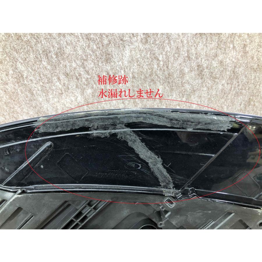 磨き済み アウディQ3 右ヘッドランプ 右ライト 8U0941034A 8U0 941