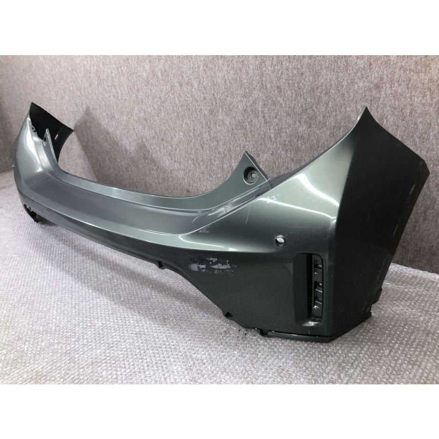 アクア クロスオーバー NHP10 後期 純正 リアバンパー 52159-52A00