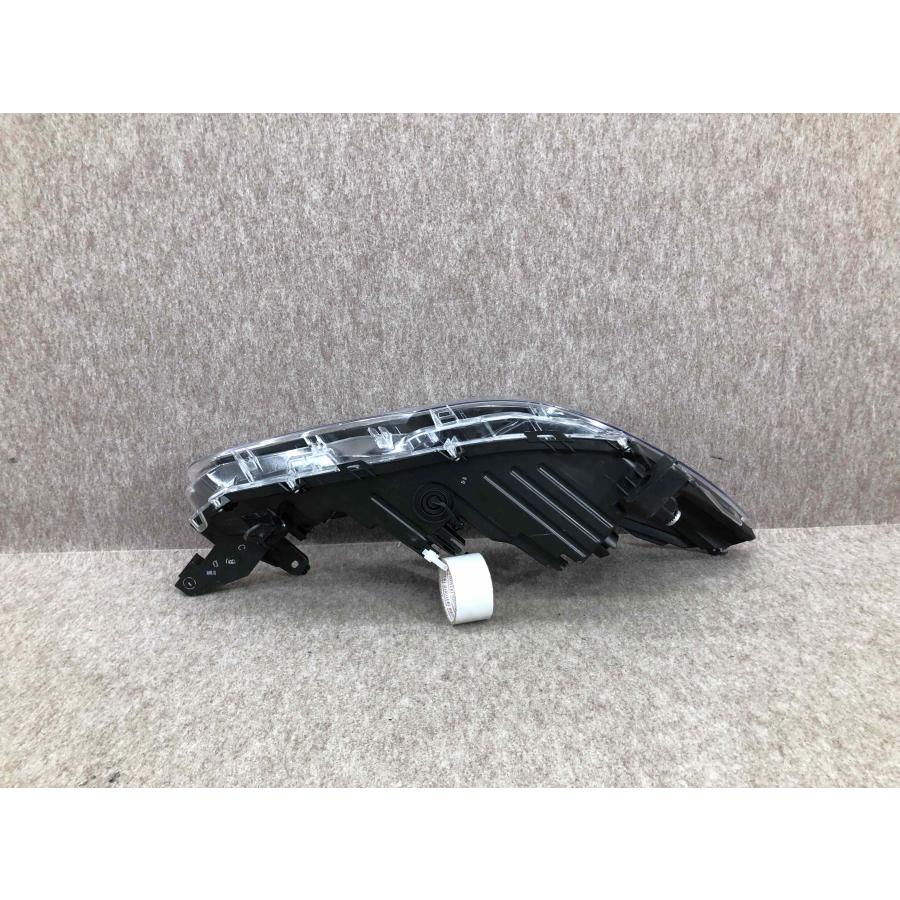 磨き済み カローラクロス ZVG11 左ヘッドランプ HASCO 16-176 : 拓海