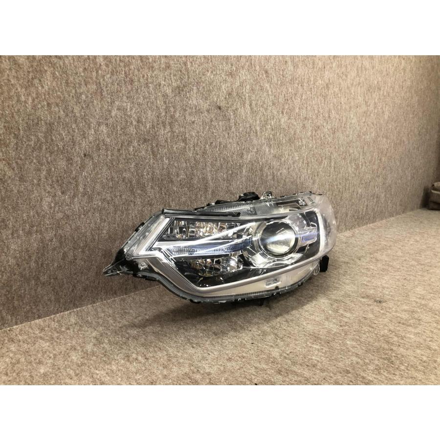 磨き済み CW1/CW2 アコードツアラー 左ヘッドライト STANLEY W0052