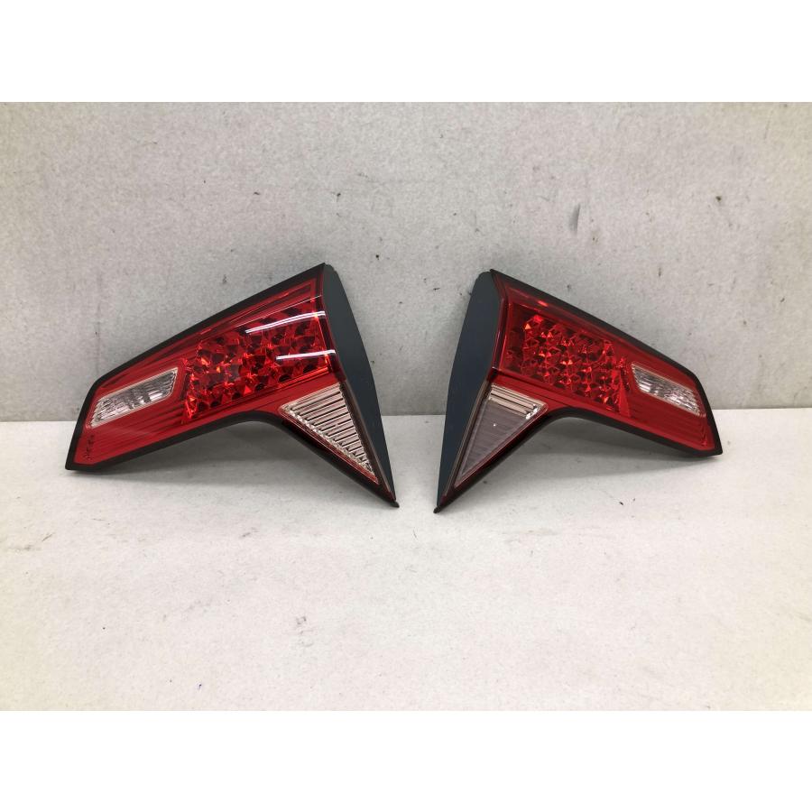 磨き済み ホンダ ヴェゼル RU1 RU2 左右テールランプ 内側 リッドライト フィニッシャー コイト 132-62164 ...