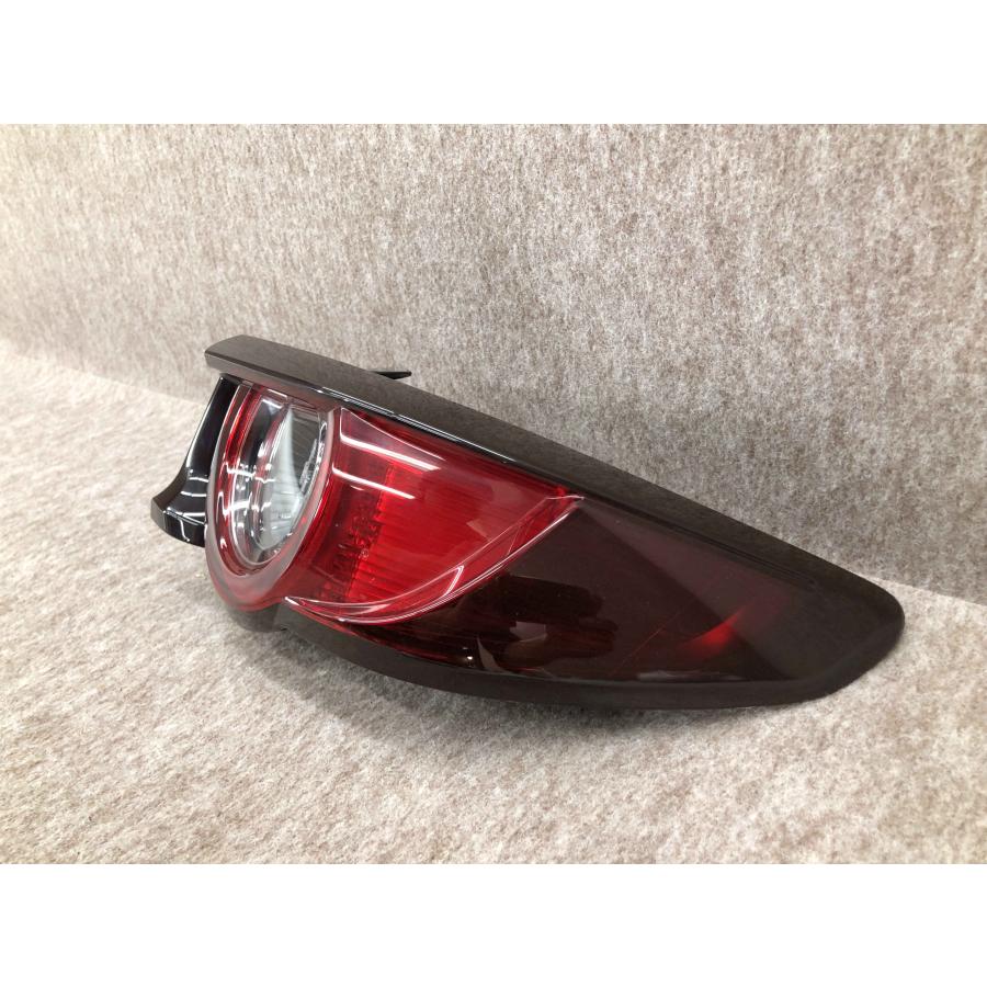 美品 磨き済み マツダ3 BP5P BP8 BPFP 右 テールランプ テールライト