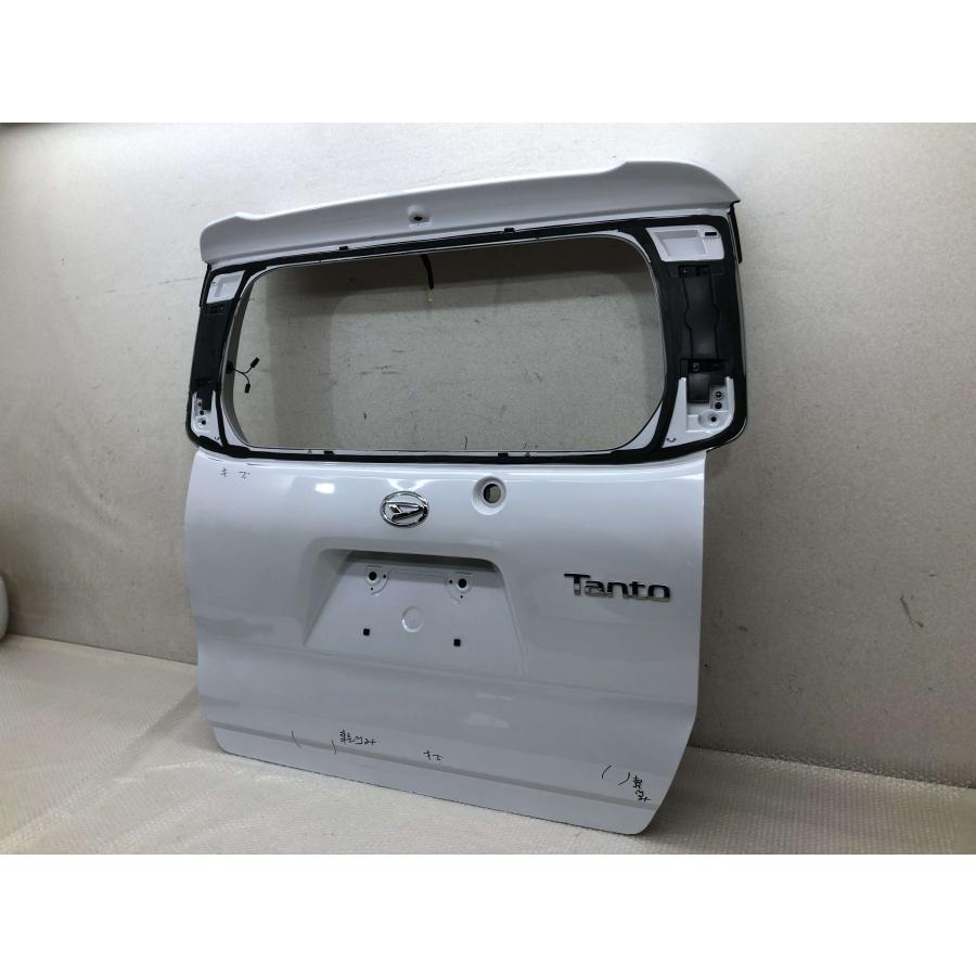 27年タント　バックドア　リヤゲート 7042 ダイハツ タント L375S リアゲート バックドア X07（F4-2