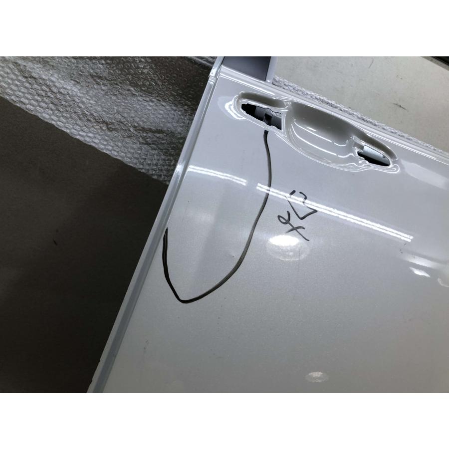 ノア/ヴォクシー ハイブリッド ZRR80/RR85/ZWR85 純正 左スライドドア