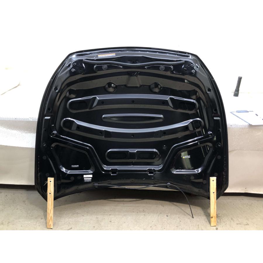 イノセントワールド　ボンネット　ブラック 日産 SKYLINE/スカイライン 純正 V37/HV37/YV37 ボンネット 雹害車